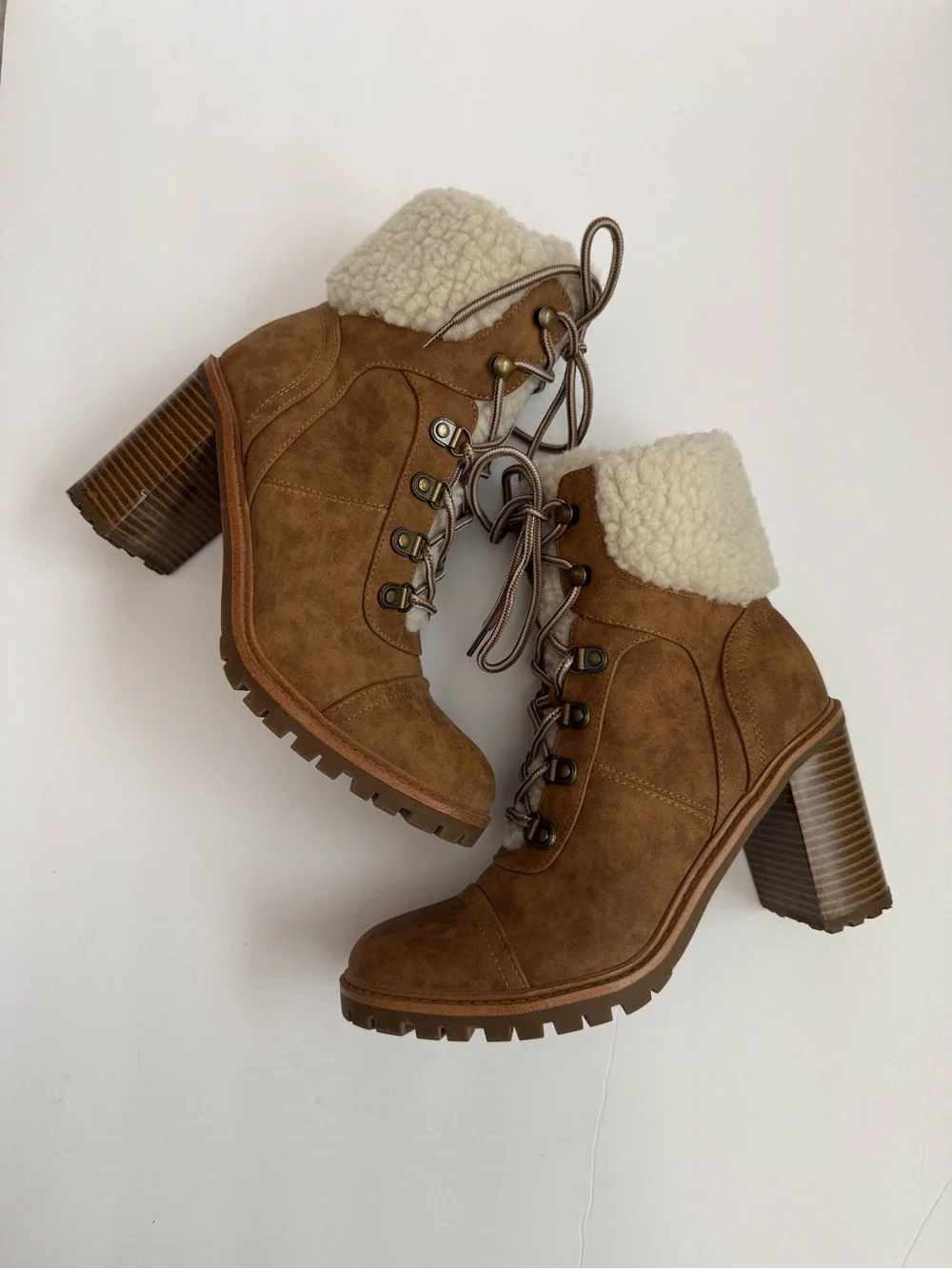 Nine West brown lace
